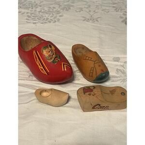 HandCarved Holland Dutch Wood Clogs Shoes Vtg Handpainted Mixed Sizes Lot of 4